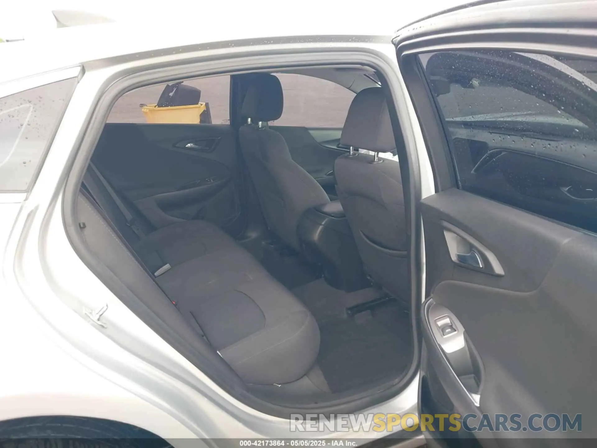 8 Photograph of a damaged car 1G1ZB5ST3LF128684 CHEVROLET MALIBU 2020