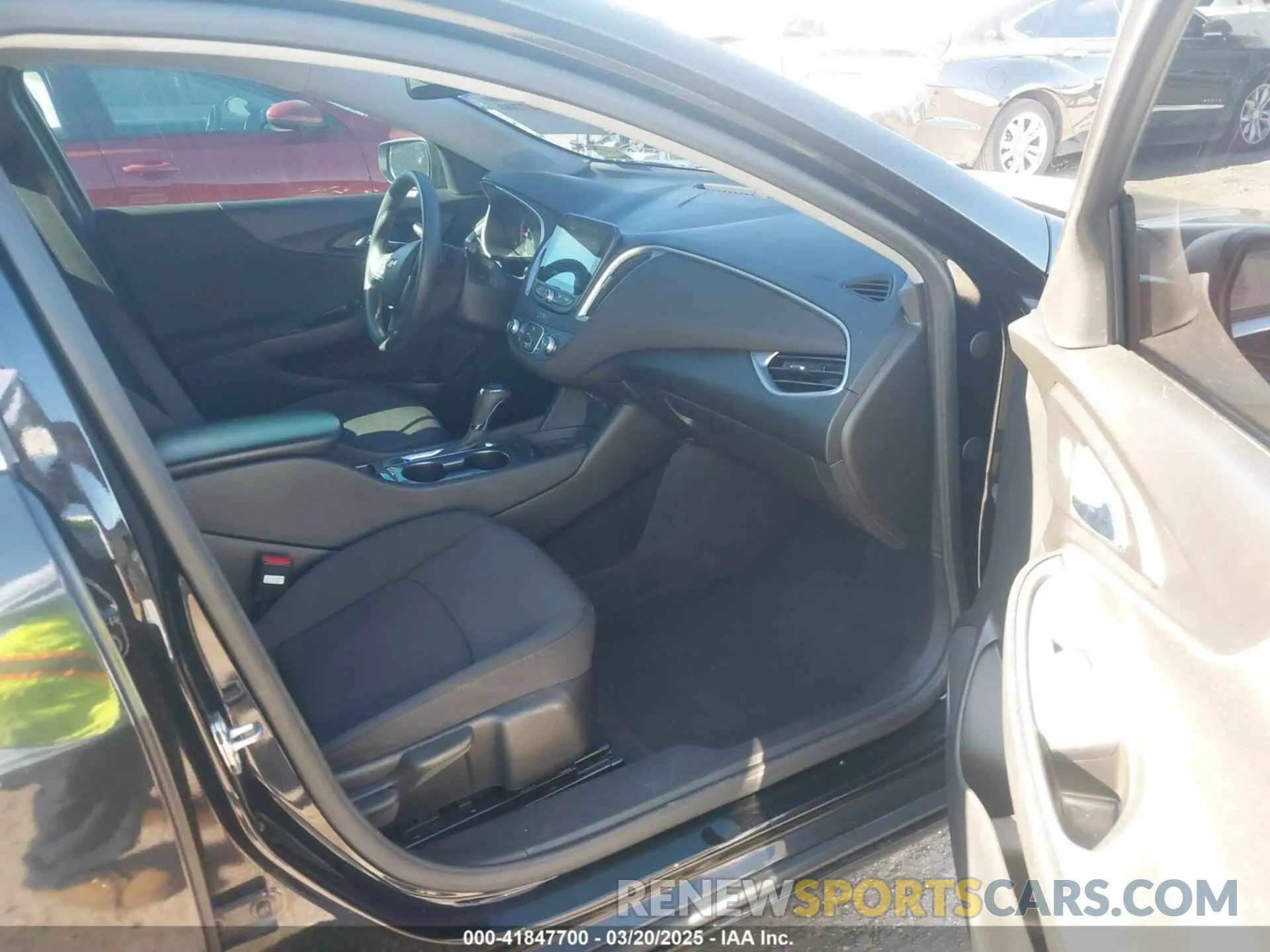 5 Photograph of a damaged car 1G1ZB5ST3LF129219 CHEVROLET MALIBU 2020