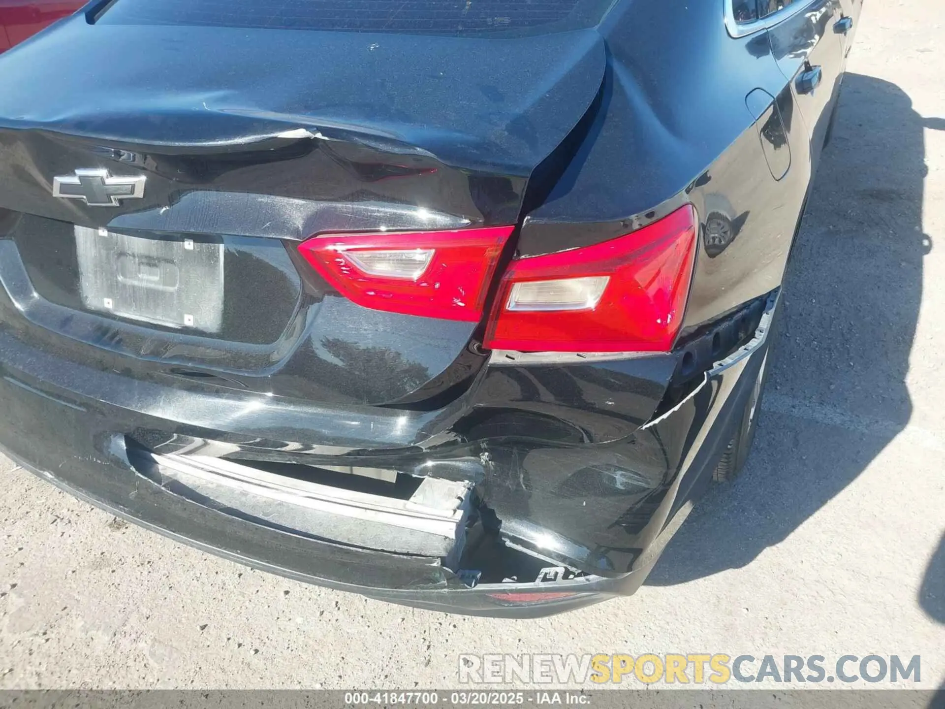 6 Photograph of a damaged car 1G1ZB5ST3LF129219 CHEVROLET MALIBU 2020