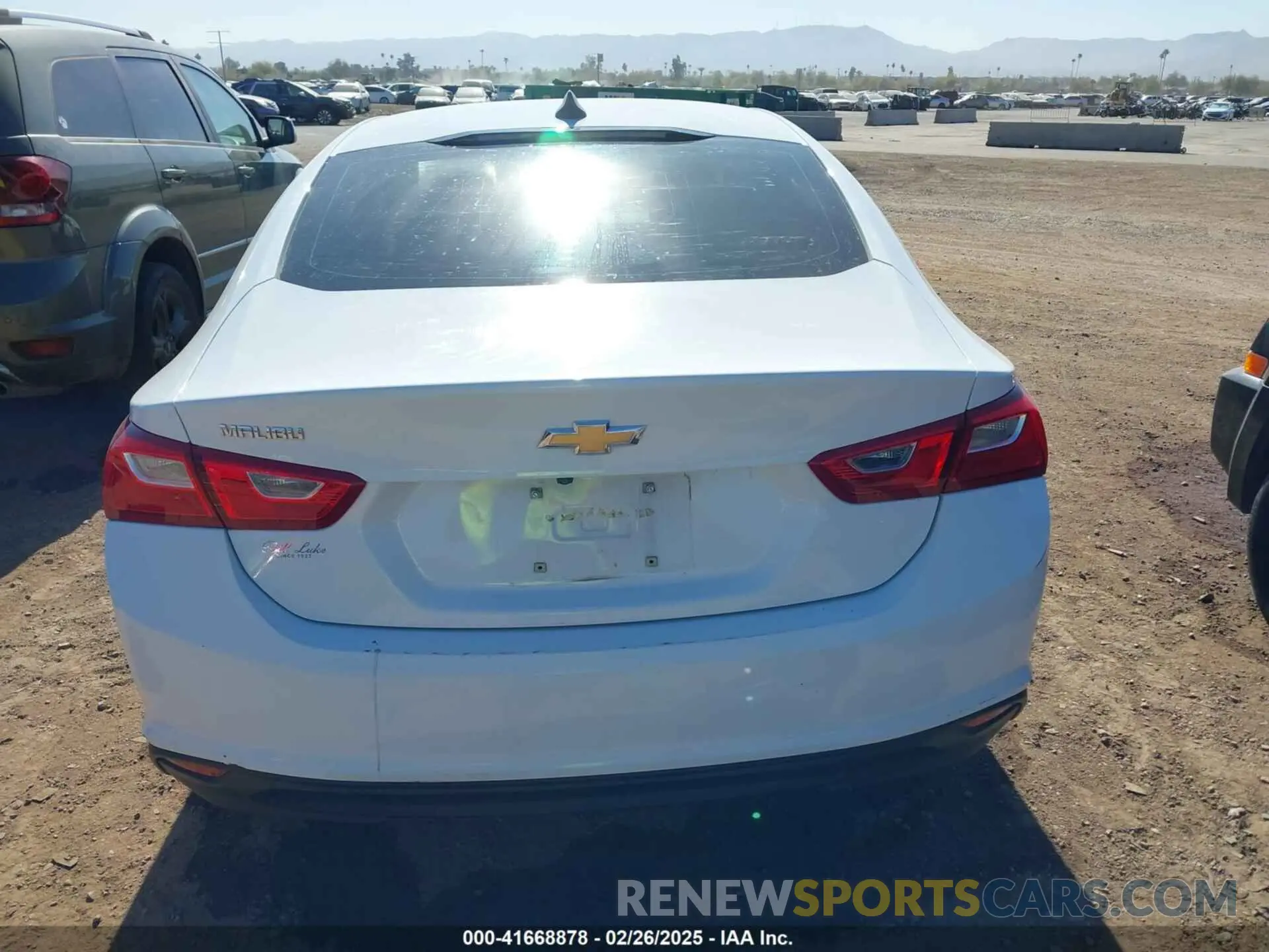 17 Photograph of a damaged car 1G1ZB5ST4LF002978 CHEVROLET MALIBU 2020