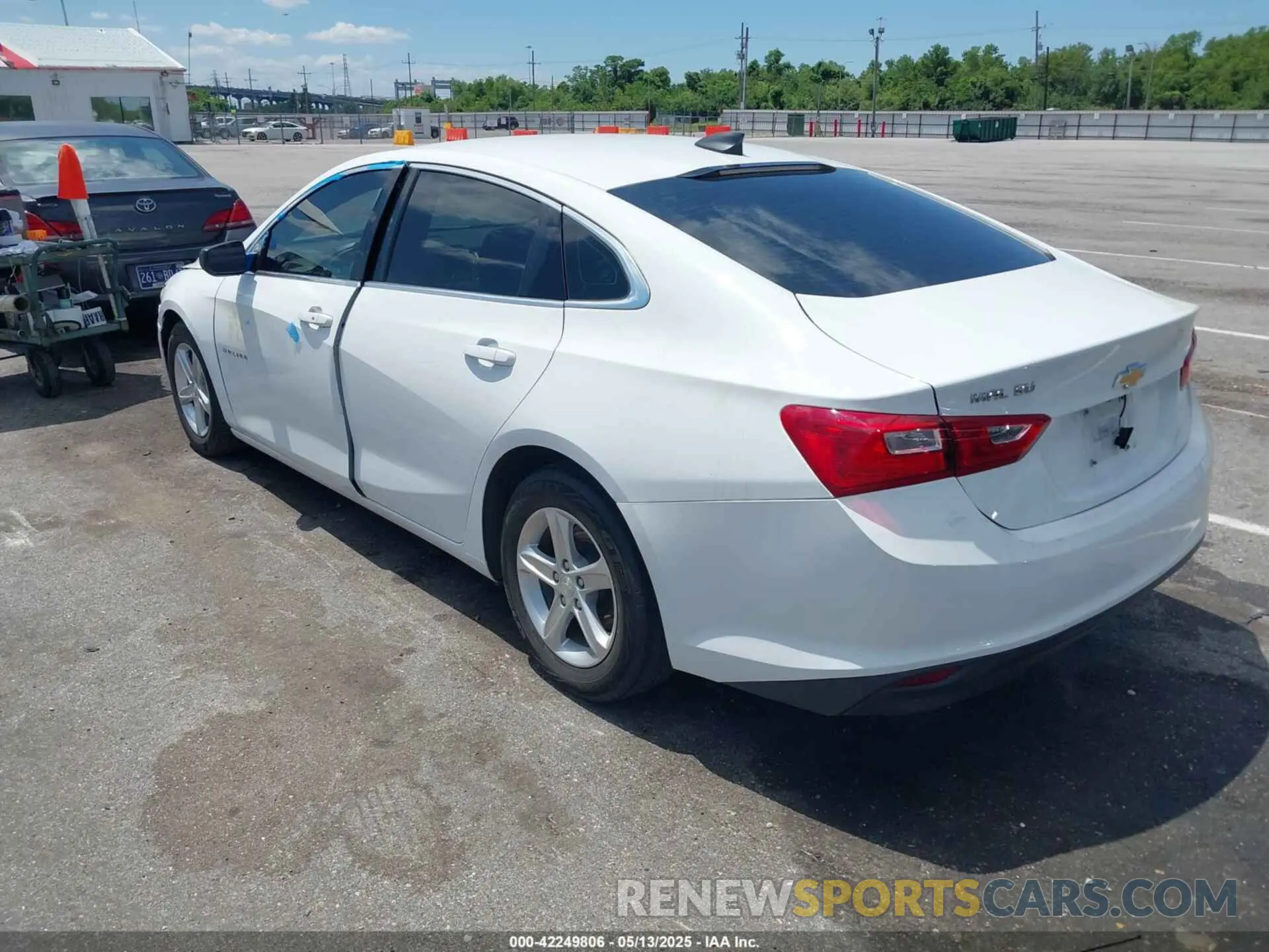 3 Photograph of a damaged car 1G1ZB5ST4LF106533 CHEVROLET MALIBU 2020