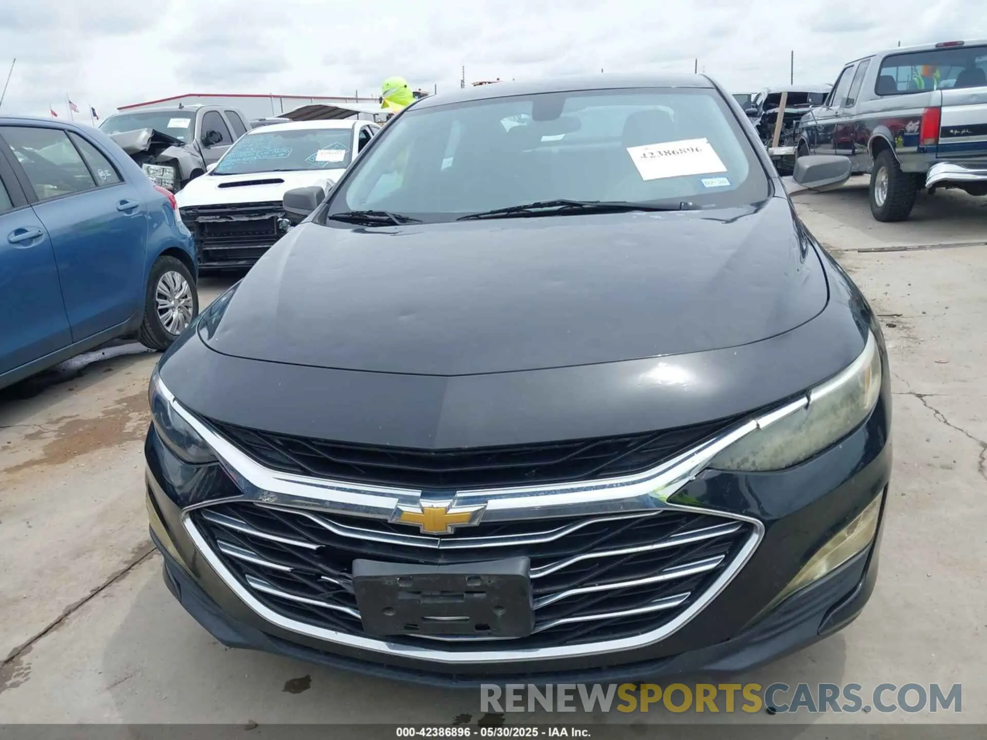 12 Photograph of a damaged car 1G1ZB5ST4LF131299 CHEVROLET MALIBU 2020