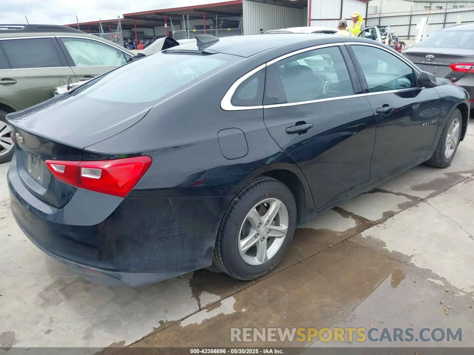 4 Photograph of a damaged car 1G1ZB5ST4LF131299 CHEVROLET MALIBU 2020