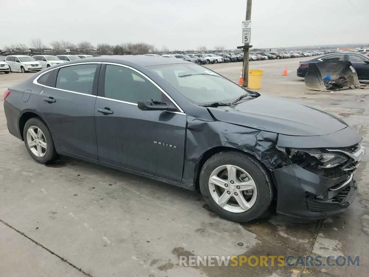 4 Photograph of a damaged car 1G1ZB5ST4LF136924 CHEVROLET MALIBU 2020