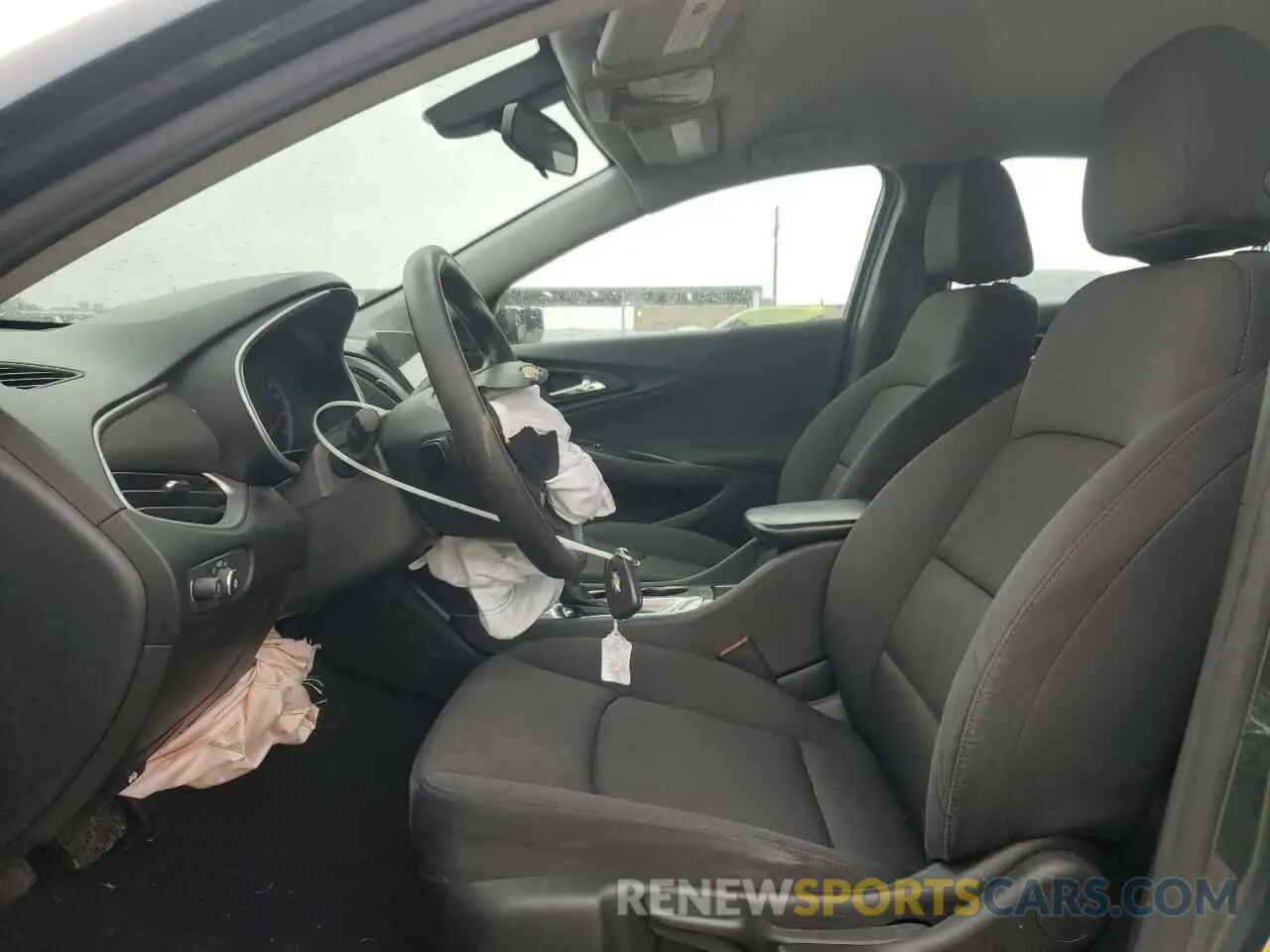 7 Photograph of a damaged car 1G1ZB5ST4LF136924 CHEVROLET MALIBU 2020