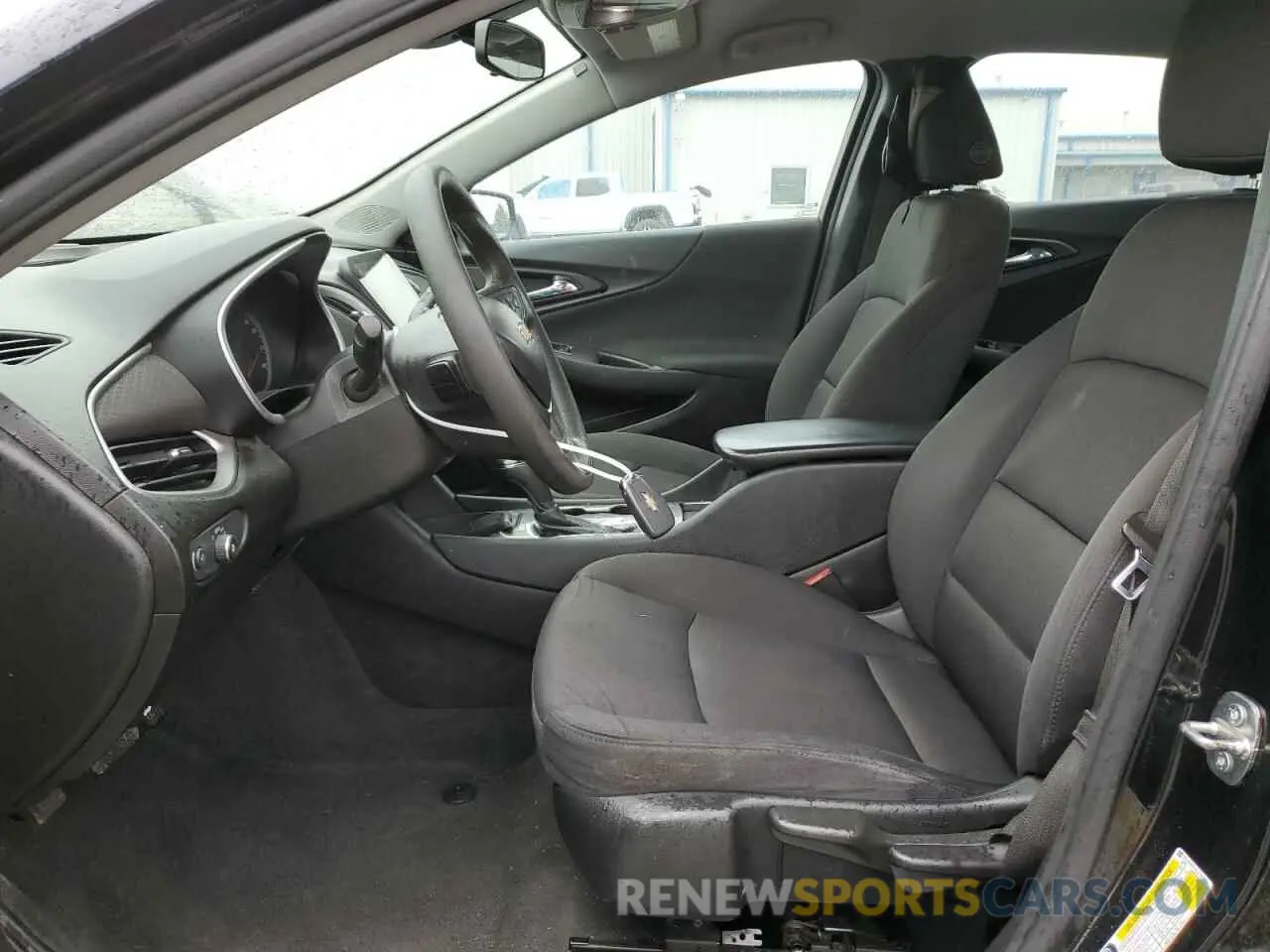 7 Photograph of a damaged car 1G1ZB5ST4LF148376 CHEVROLET MALIBU 2020