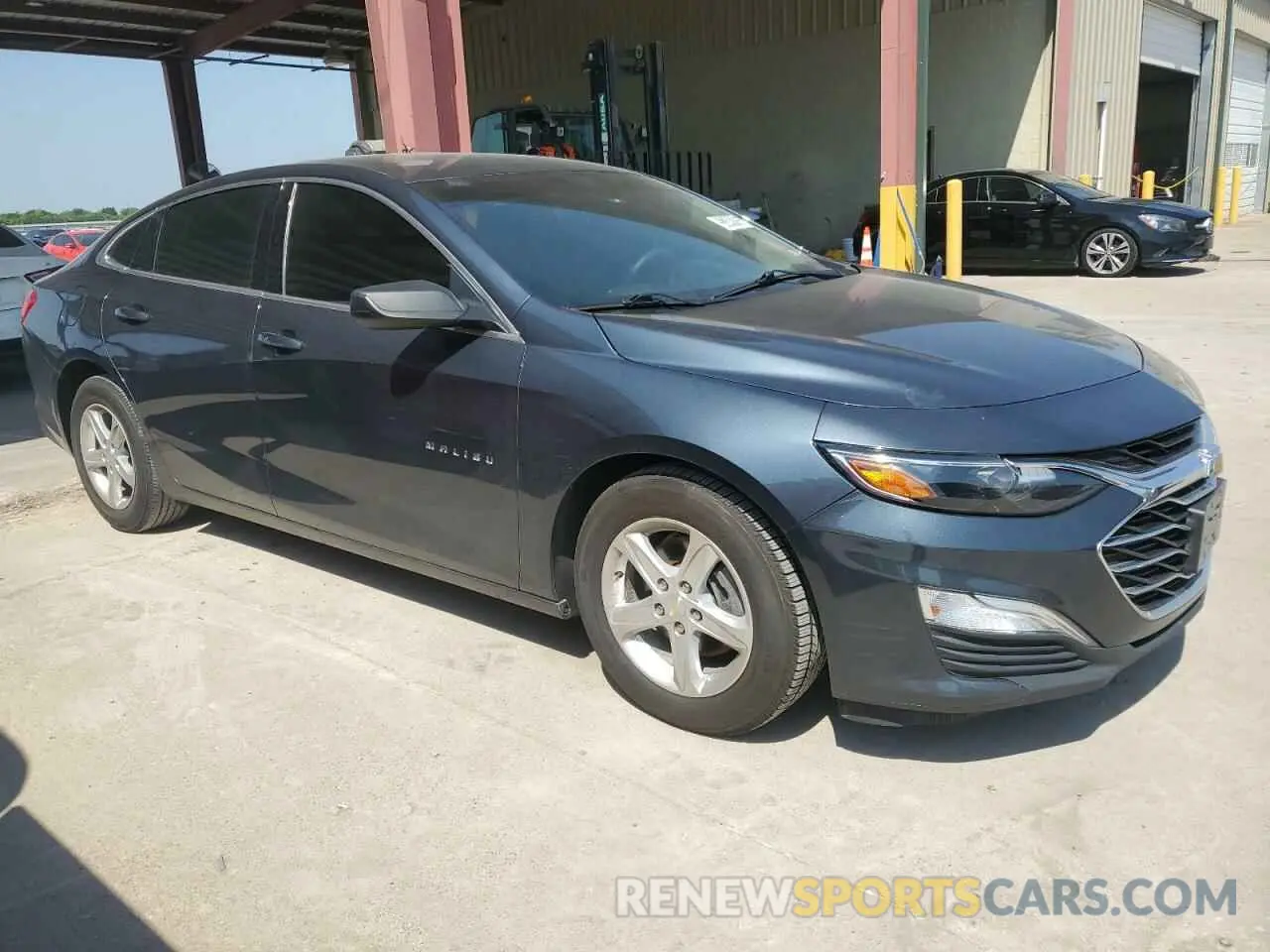 4 Photograph of a damaged car 1G1ZB5ST5LF011849 CHEVROLET MALIBU 2020