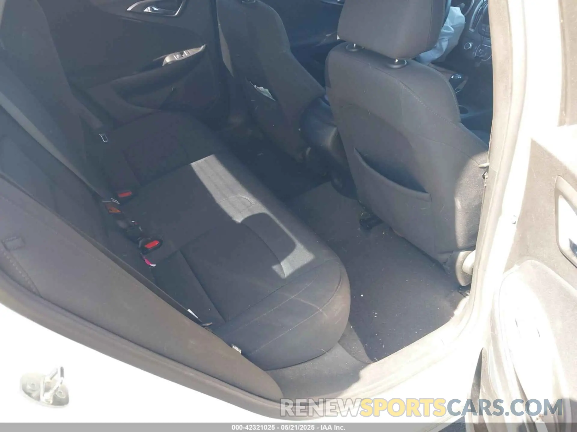 8 Photograph of a damaged car 1G1ZB5ST5LF117072 CHEVROLET MALIBU 2020