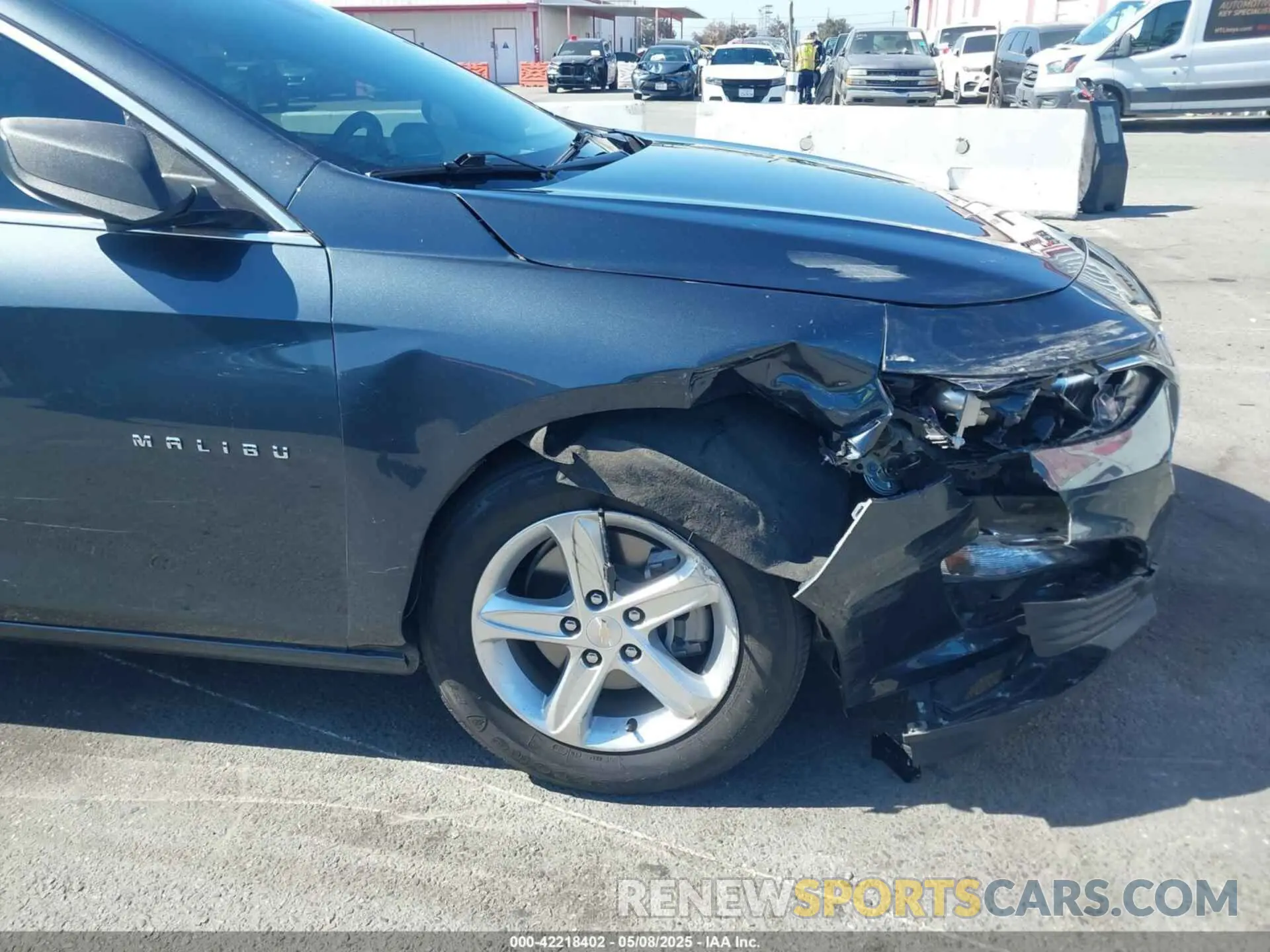 17 Photograph of a damaged car 1G1ZB5ST7LF157427 CHEVROLET MALIBU 2020