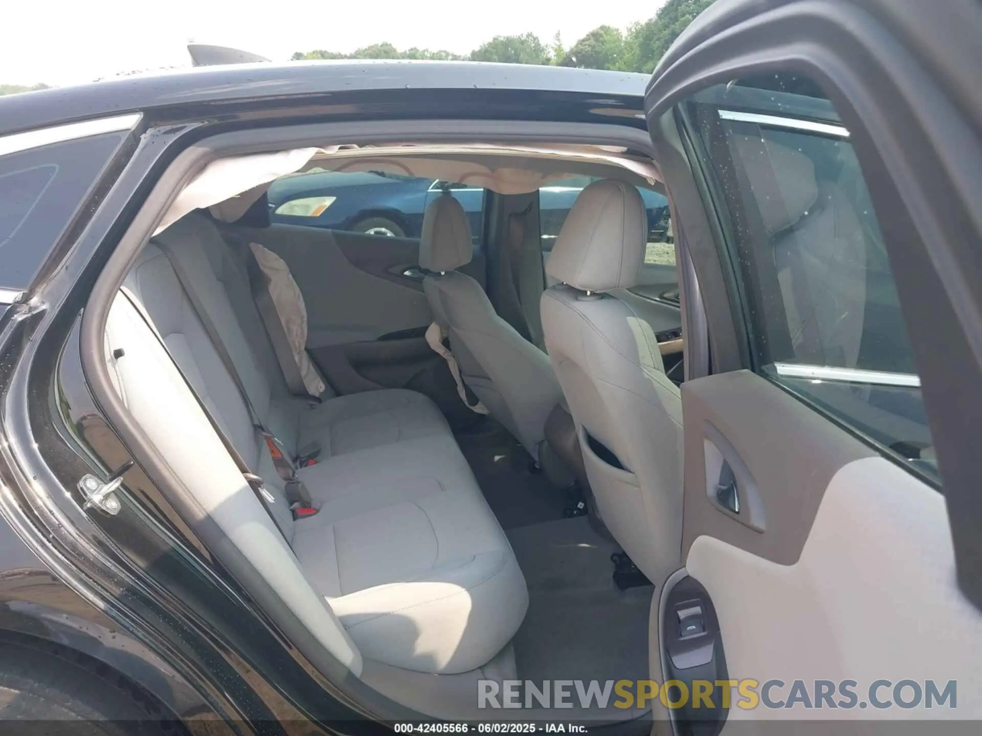 8 Photograph of a damaged car 1G1ZB5ST9LF010381 CHEVROLET MALIBU 2020