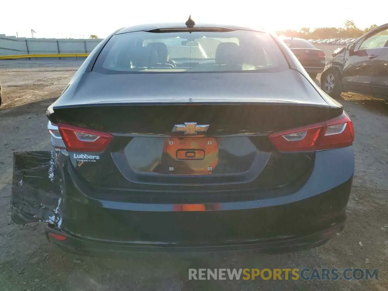 6 Photograph of a damaged car 1G1ZB5ST9LF053425 CHEVROLET MALIBU 2020