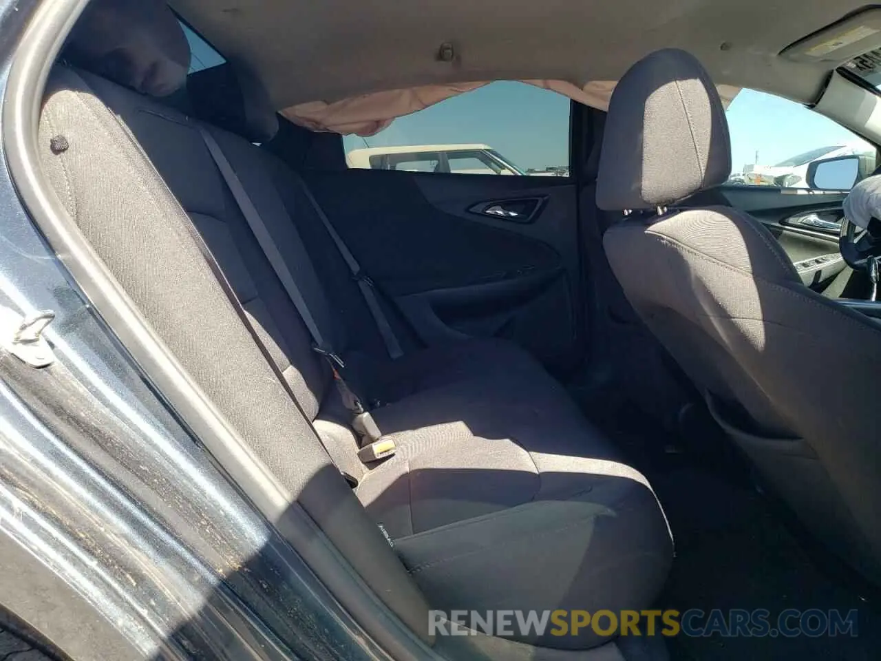 10 Photograph of a damaged car 1G1ZB5STXLF048783 CHEVROLET MALIBU 2020