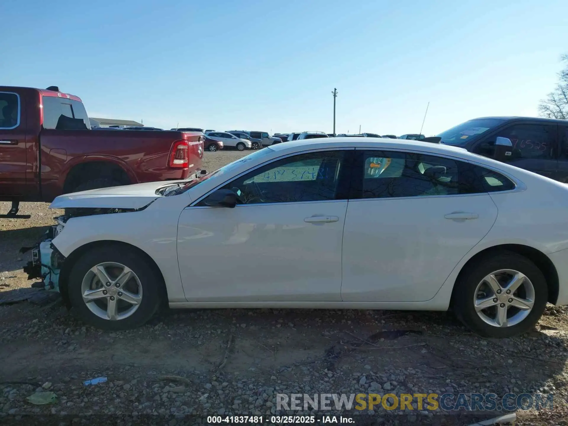 15 Photograph of a damaged car 1G1ZB5STXLF136748 CHEVROLET MALIBU 2020