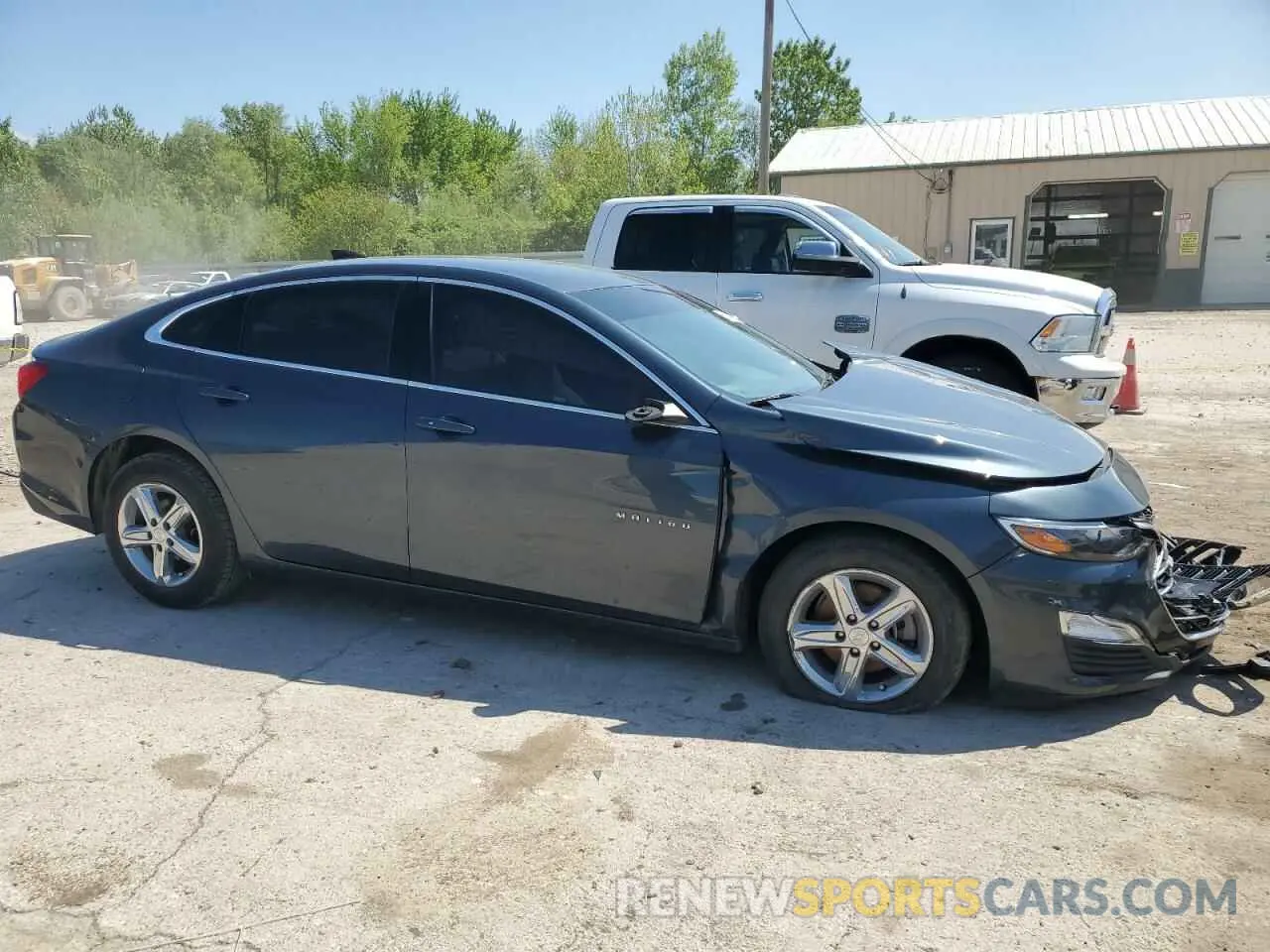 4 Photograph of a damaged car 1G1ZC5ST0LF021797 CHEVROLET MALIBU 2020