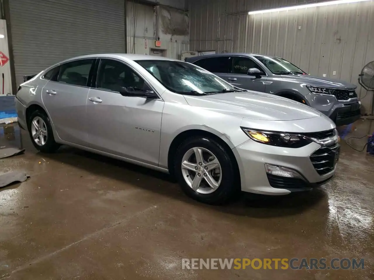 4 Photograph of a damaged car 1G1ZC5ST0LF038616 CHEVROLET MALIBU 2020