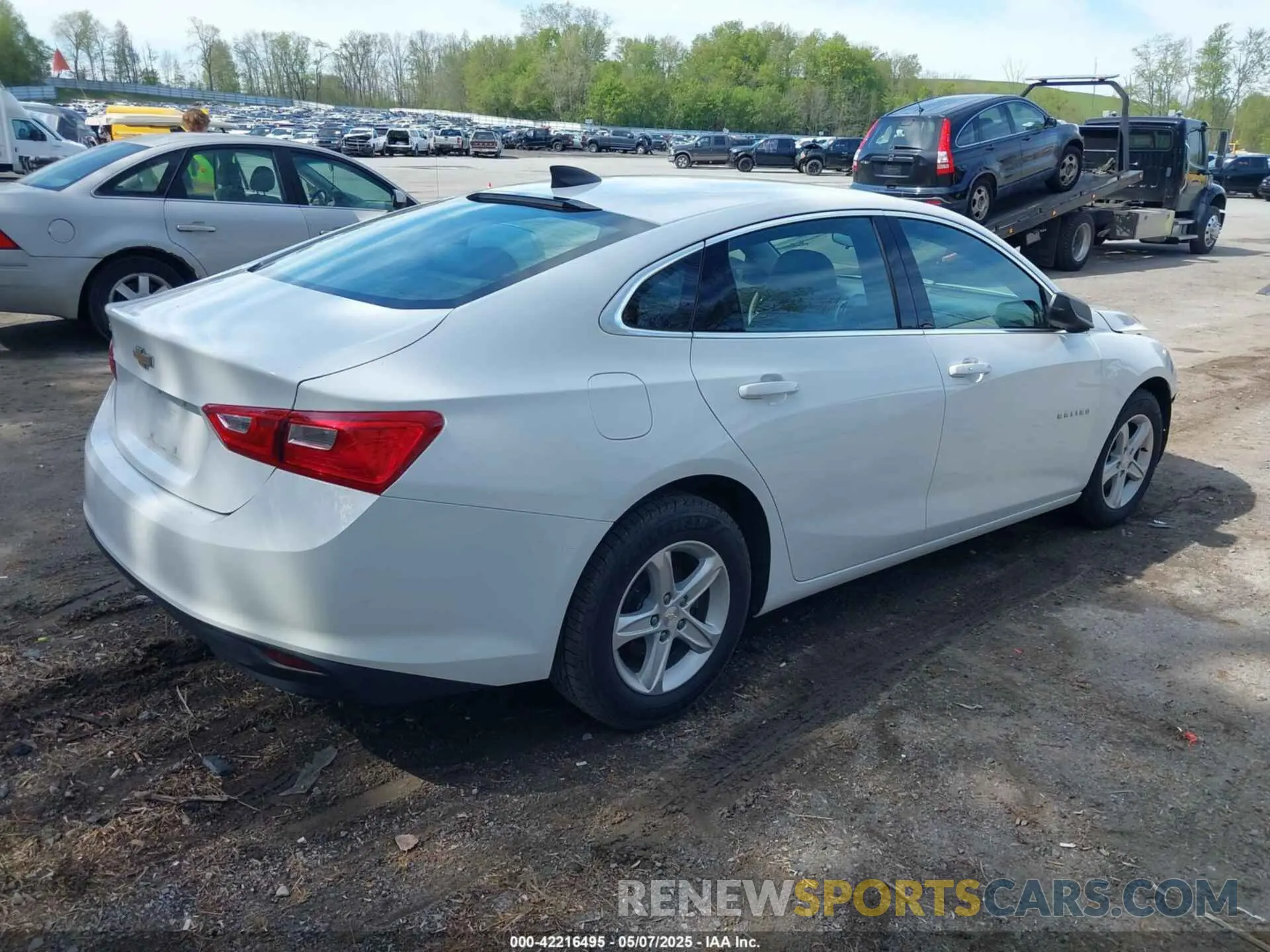 4 Photograph of a damaged car 1G1ZC5ST0LF108521 CHEVROLET MALIBU 2020