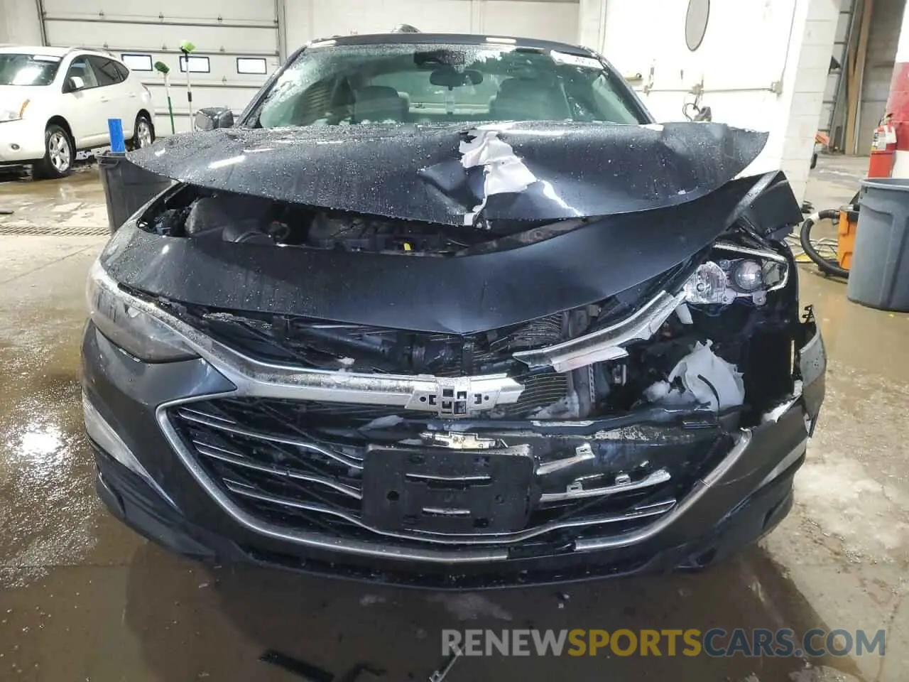5 Photograph of a damaged car 1G1ZC5ST1LF110035 CHEVROLET MALIBU 2020