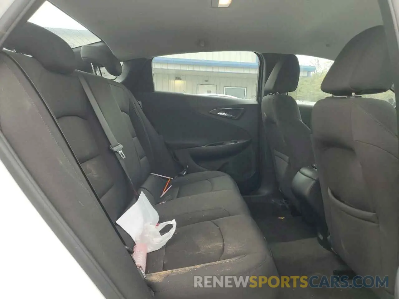 10 Photograph of a damaged car 1G1ZC5ST1LF154617 CHEVROLET MALIBU 2020