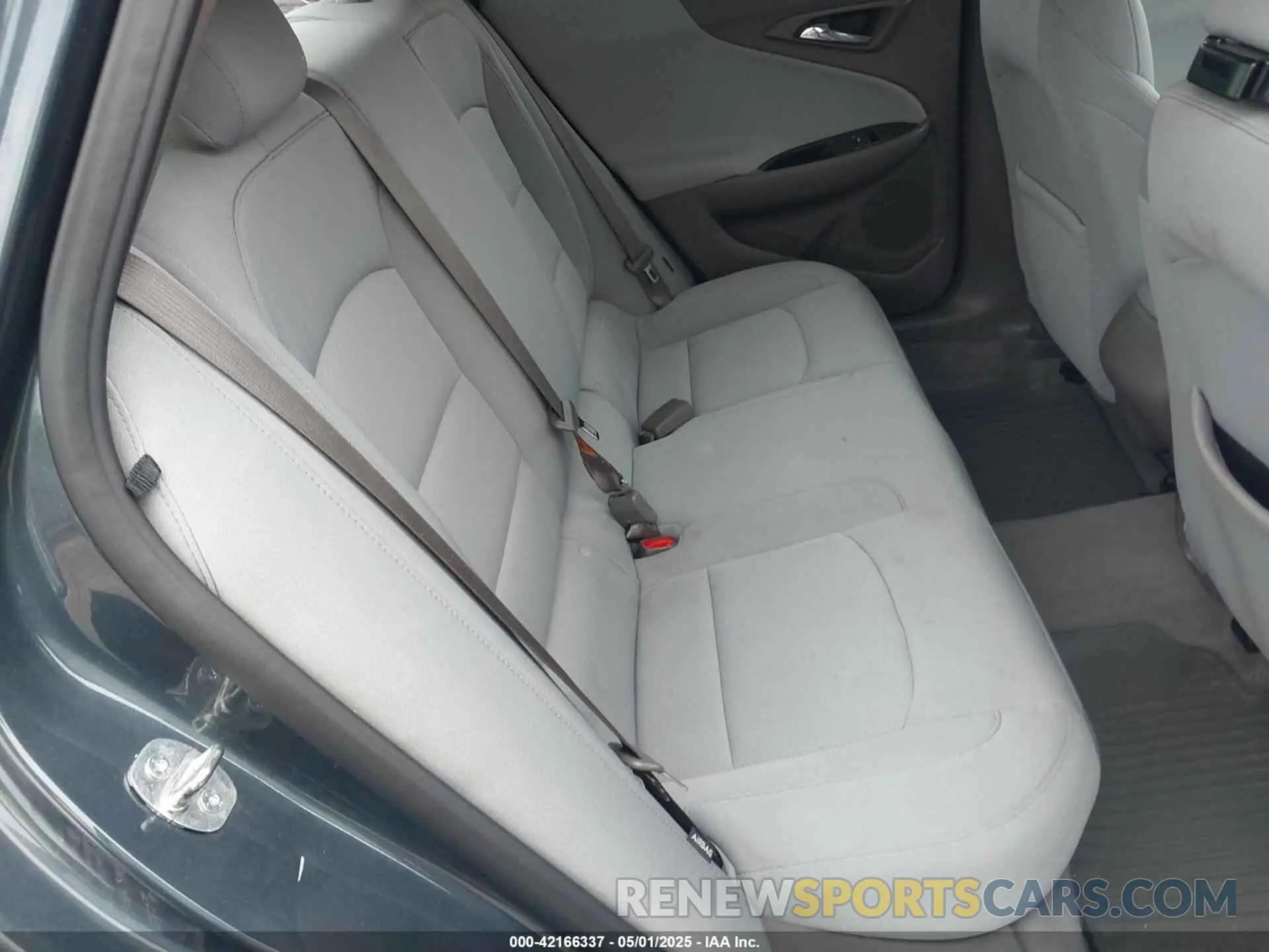 8 Photograph of a damaged car 1G1ZC5ST2LF079927 CHEVROLET MALIBU 2020