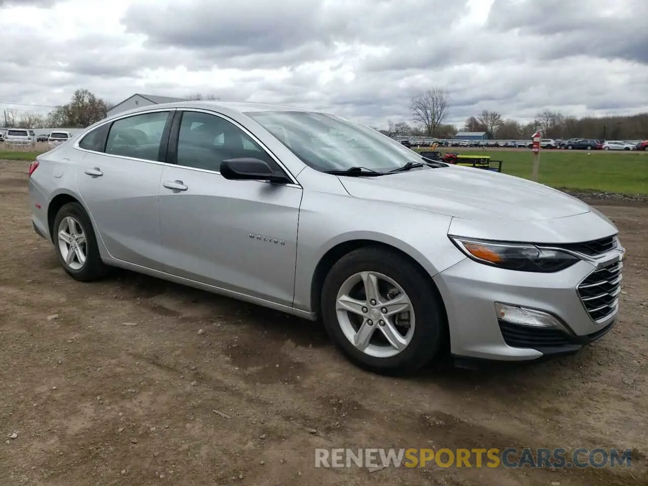 4 Photograph of a damaged car 1G1ZC5ST2LF111369 CHEVROLET MALIBU 2020