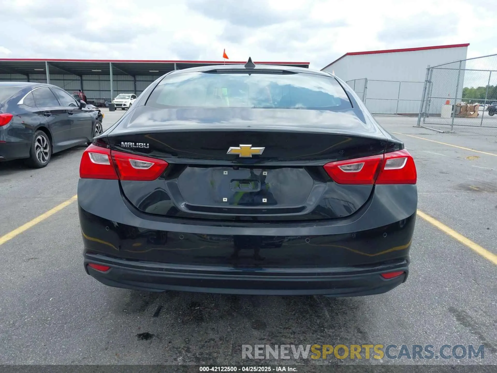 16 Photograph of a damaged car 1G1ZC5ST2LF141746 CHEVROLET MALIBU 2020