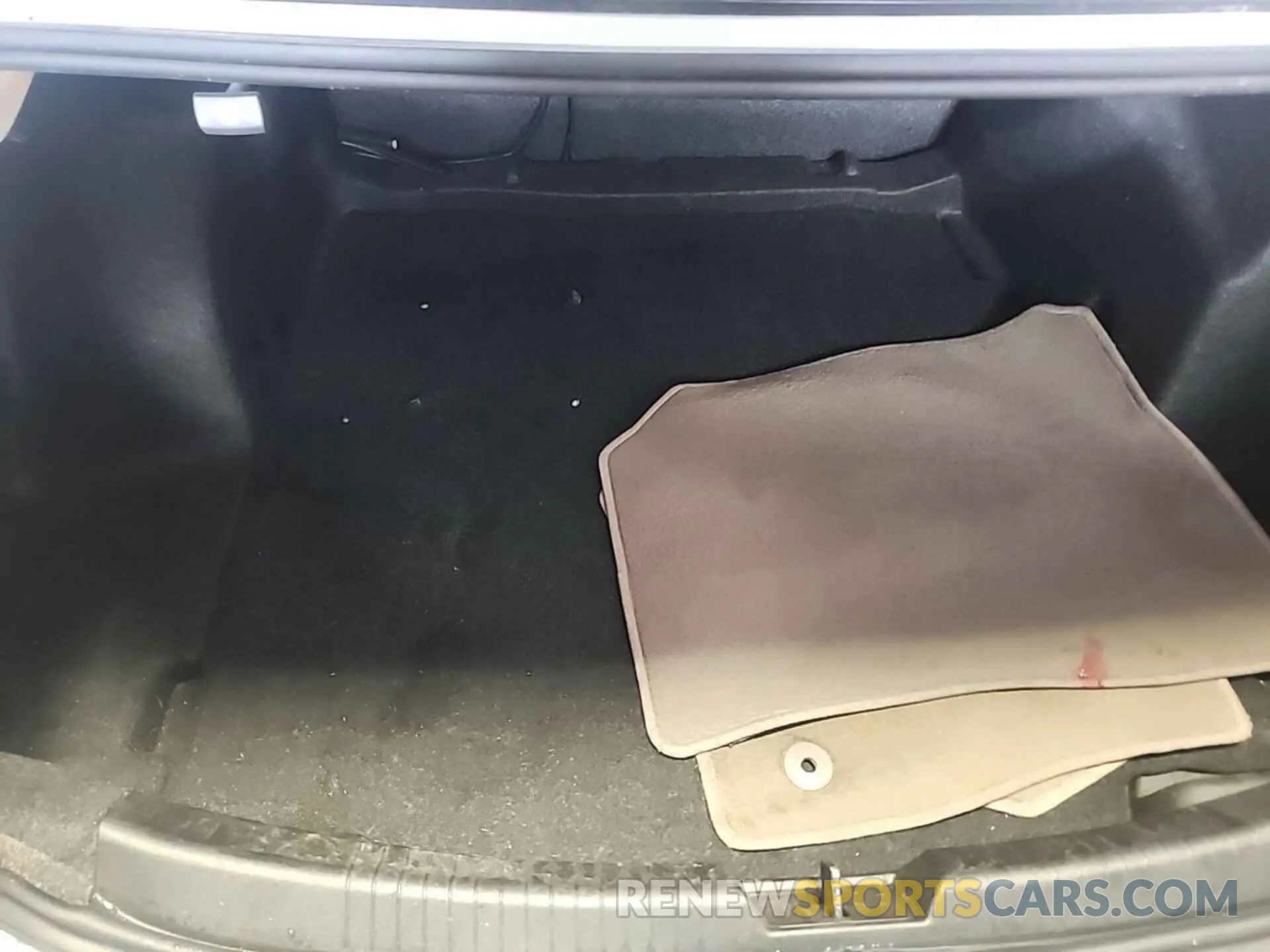 10 Photograph of a damaged car 1G1ZC5ST2LF154299 CHEVROLET MALIBU 2020