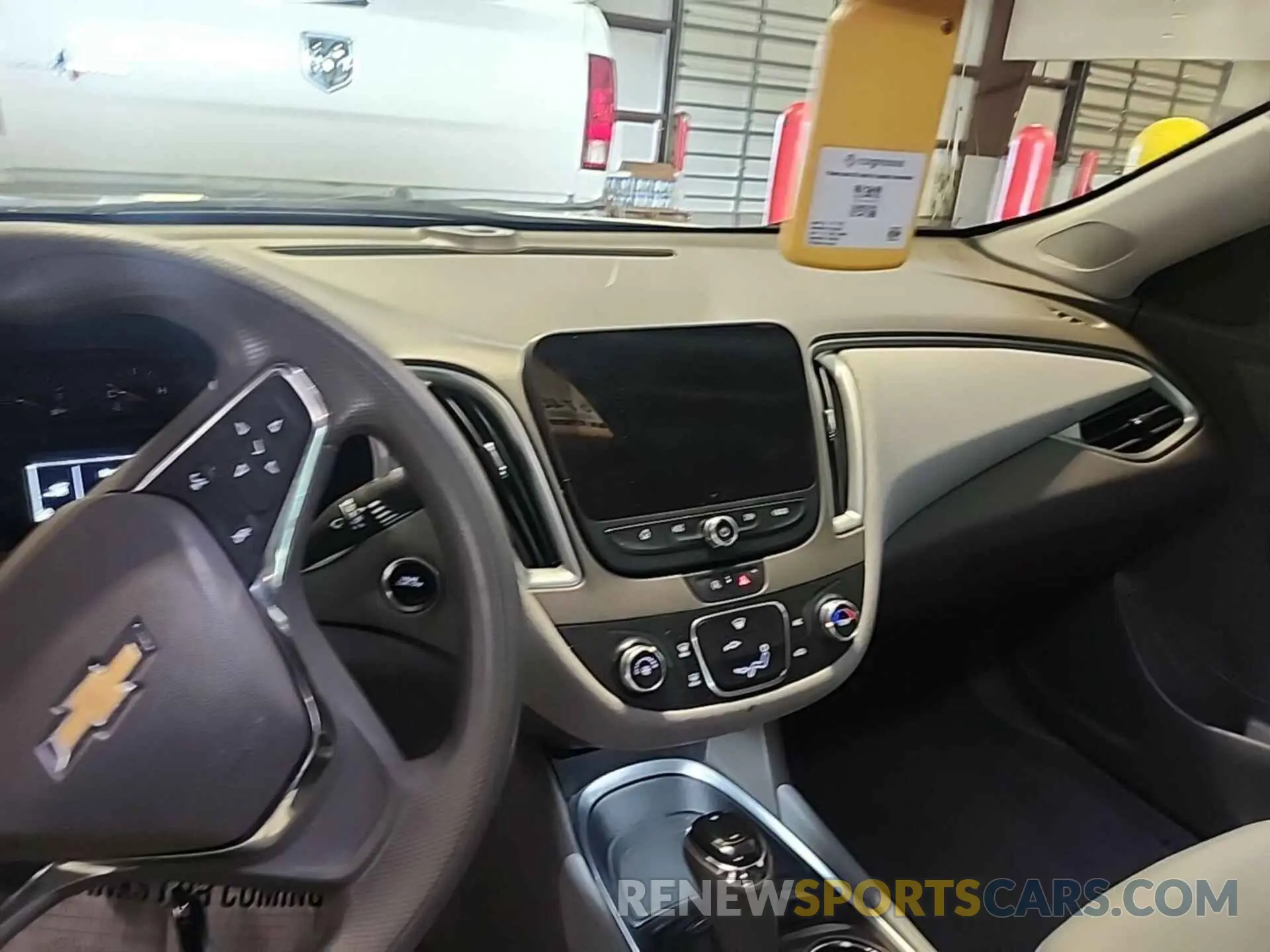 22 Photograph of a damaged car 1G1ZC5ST2LF154299 CHEVROLET MALIBU 2020