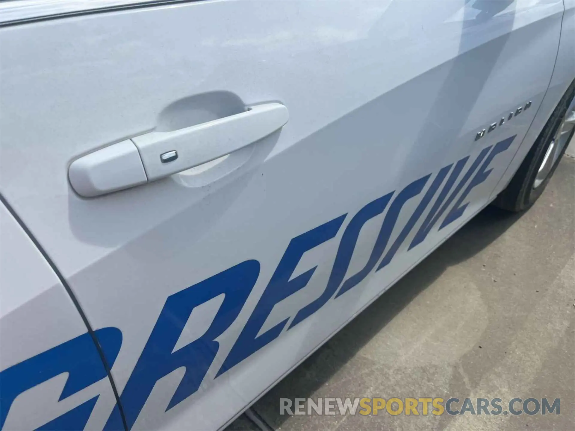 2 Photograph of a damaged car 1G1ZC5ST3LF073084 CHEVROLET MALIBU 2020