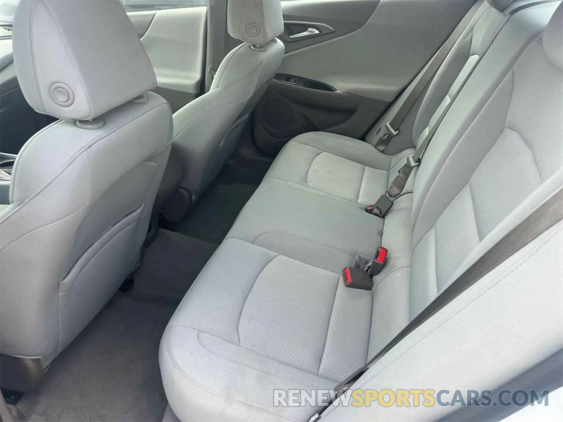 29 Photograph of a damaged car 1G1ZC5ST3LF073084 CHEVROLET MALIBU 2020