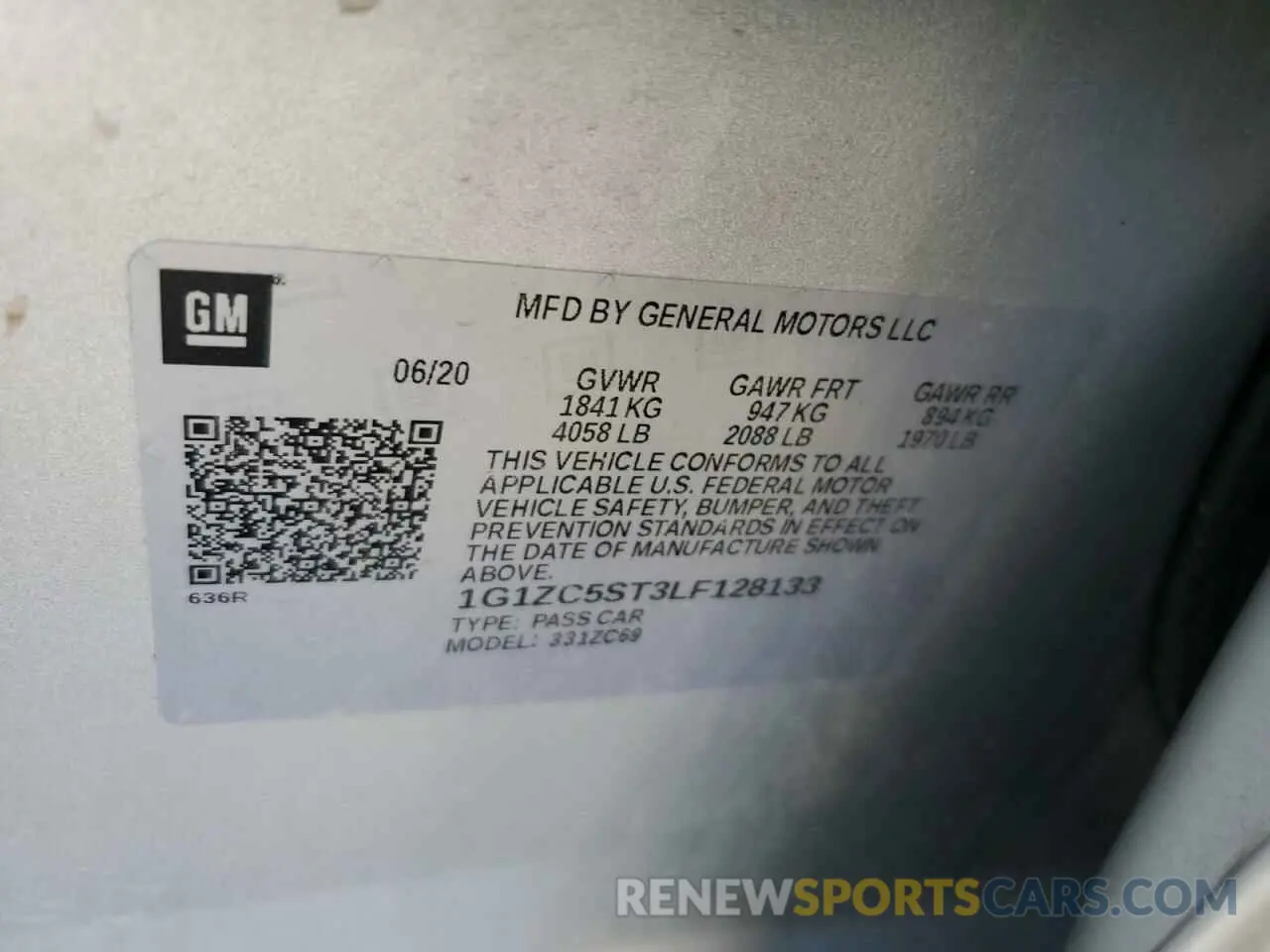12 Photograph of a damaged car 1G1ZC5ST3LF128133 CHEVROLET MALIBU 2020