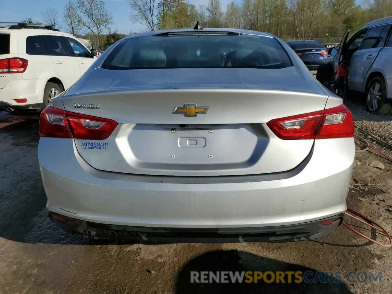 6 Photograph of a damaged car 1G1ZC5ST3LF128133 CHEVROLET MALIBU 2020