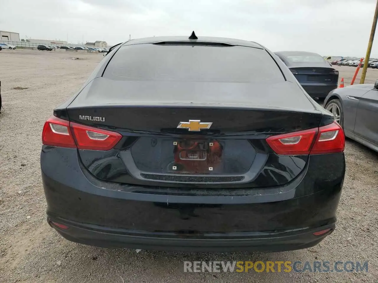 6 Photograph of a damaged car 1G1ZC5ST3LF144607 CHEVROLET MALIBU 2020