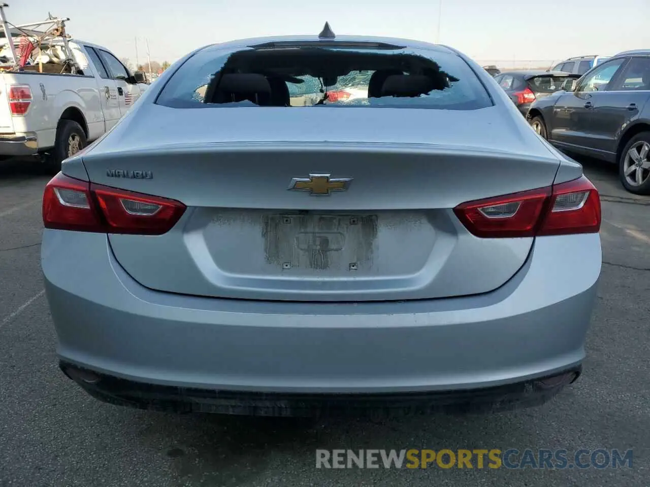 6 Photograph of a damaged car 1G1ZC5ST4LF067715 CHEVROLET MALIBU 2020