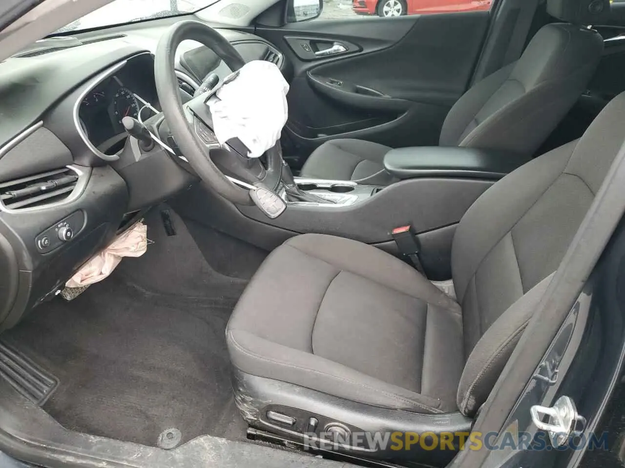 7 Photograph of a damaged car 1G1ZC5ST4LF105623 CHEVROLET MALIBU 2020