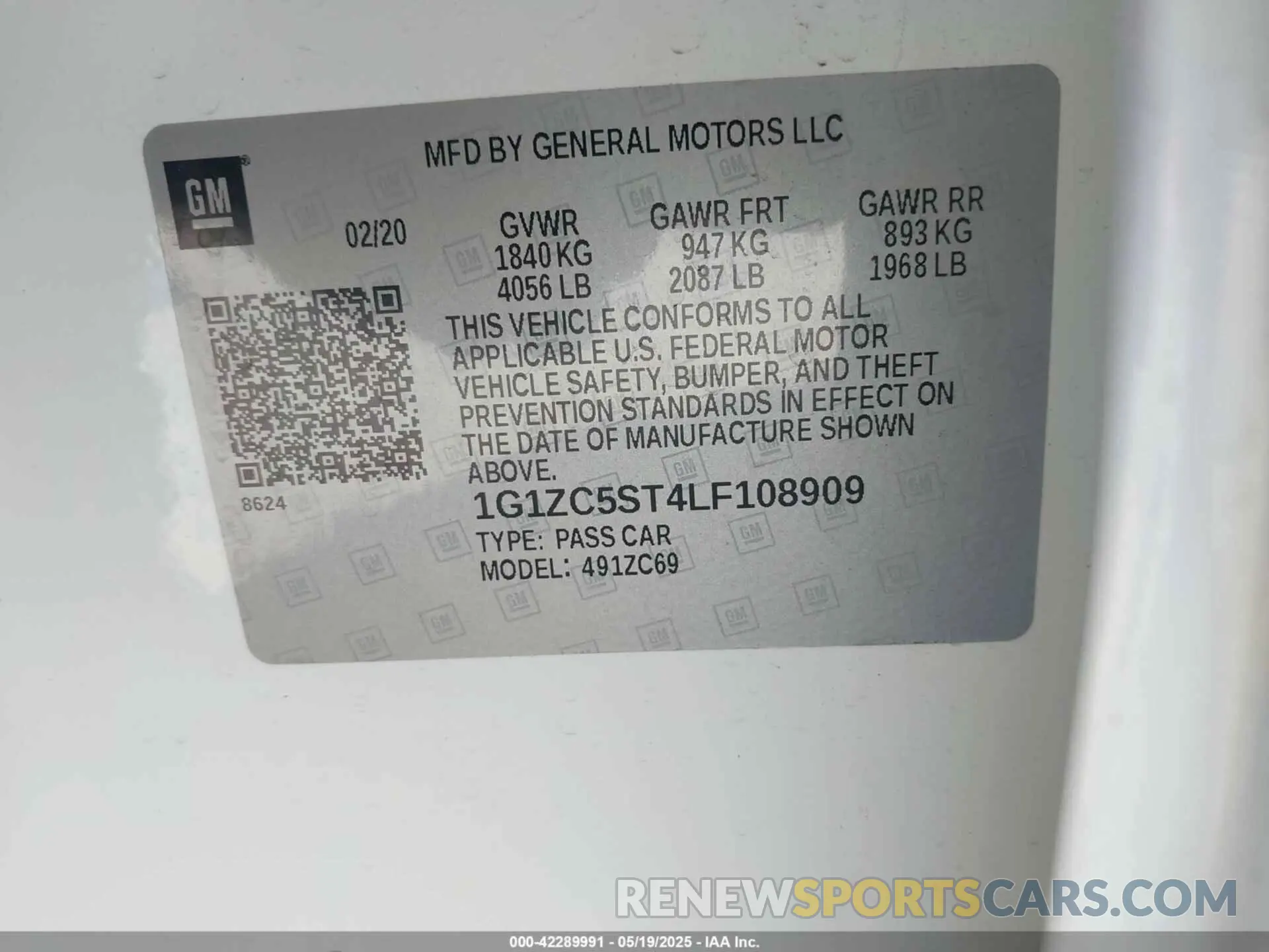 9 Photograph of a damaged car 1G1ZC5ST4LF108909 CHEVROLET MALIBU 2020