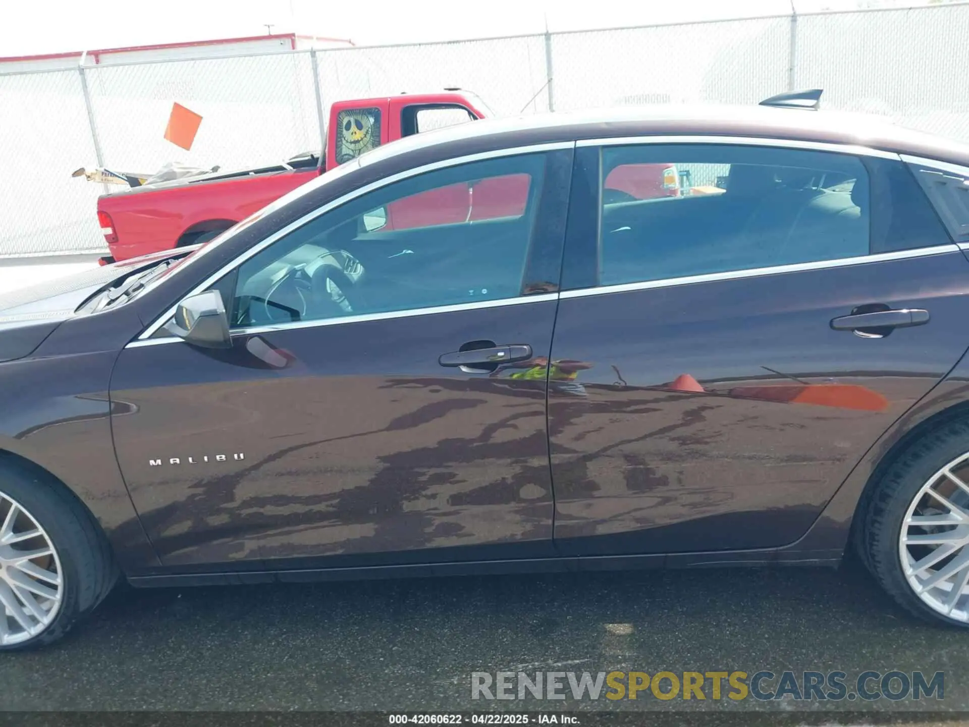 14 Photograph of a damaged car 1G1ZC5ST4LF112006 CHEVROLET MALIBU 2020