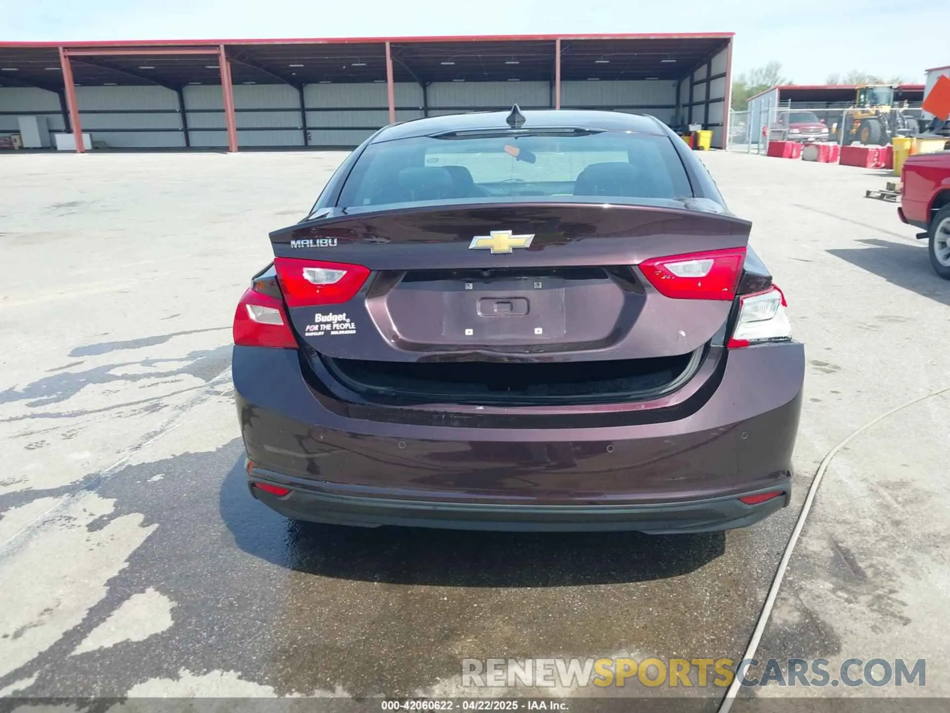 16 Photograph of a damaged car 1G1ZC5ST4LF112006 CHEVROLET MALIBU 2020