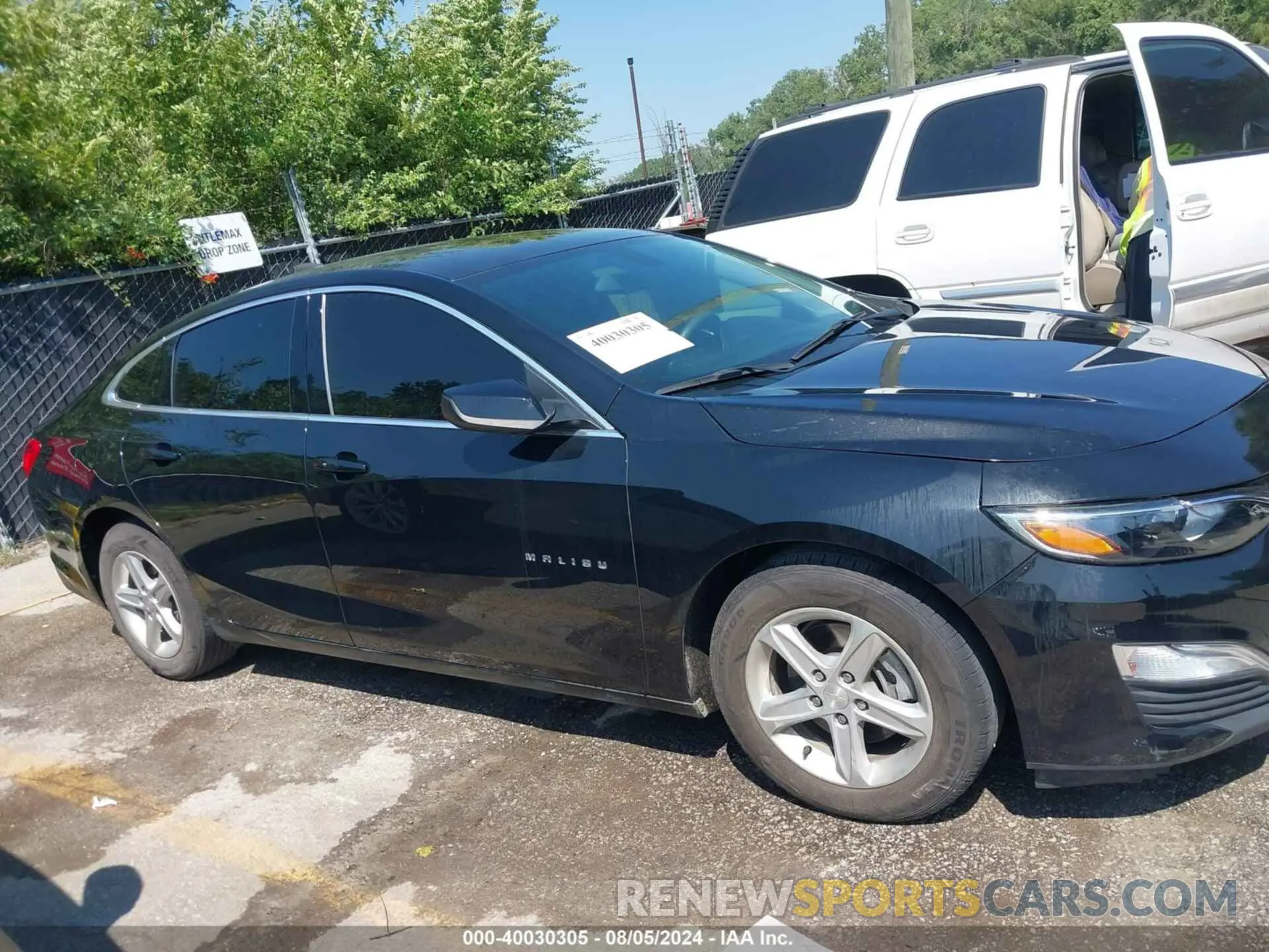 13 Photograph of a damaged car 1G1ZC5ST5LF006020 CHEVROLET MALIBU 2020