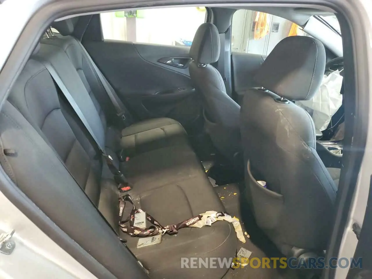 11 Photograph of a damaged car 1G1ZC5ST5LF030317 CHEVROLET MALIBU 2020