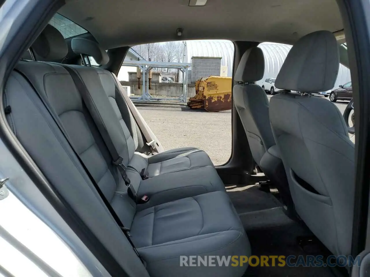 10 Photograph of a damaged car 1G1ZC5ST5LF156676 CHEVROLET MALIBU 2020