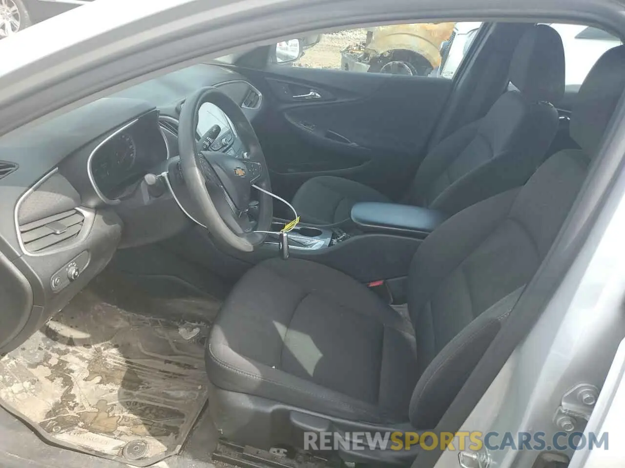 7 Photograph of a damaged car 1G1ZC5ST6LF141880 CHEVROLET MALIBU 2020