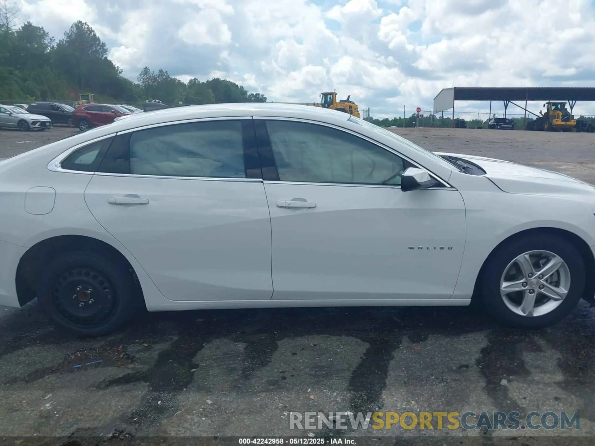 14 Photograph of a damaged car 1G1ZC5ST6LF158081 CHEVROLET MALIBU 2020