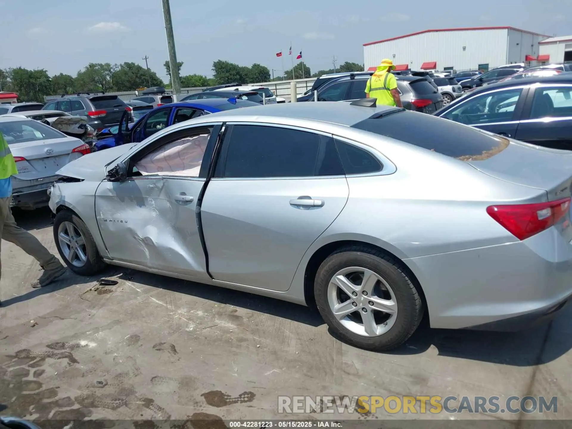 14 Photograph of a damaged car 1G1ZC5ST8LF075011 CHEVROLET MALIBU 2020