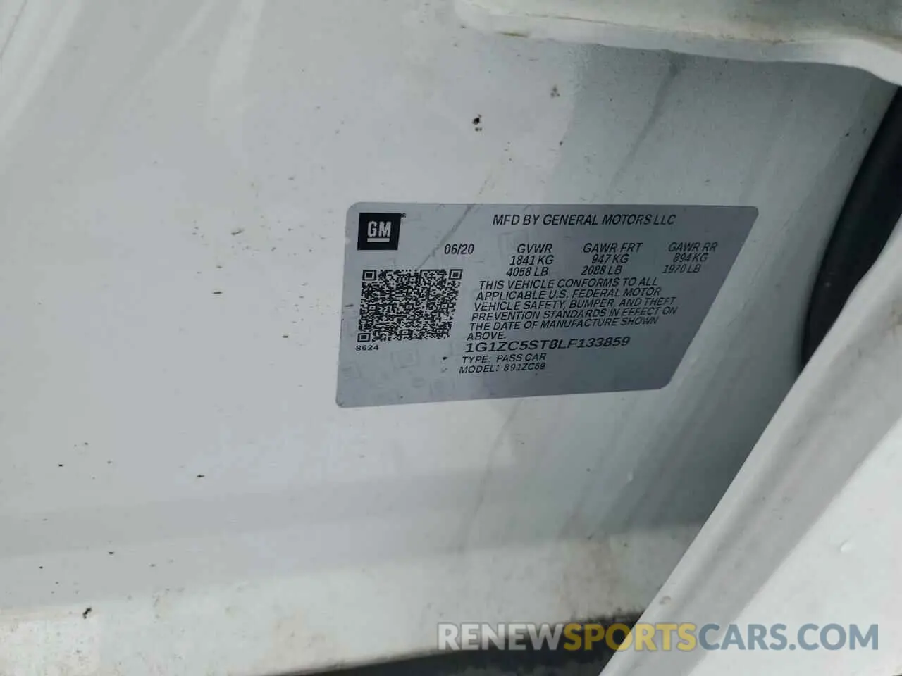 12 Photograph of a damaged car 1G1ZC5ST8LF133859 CHEVROLET MALIBU 2020