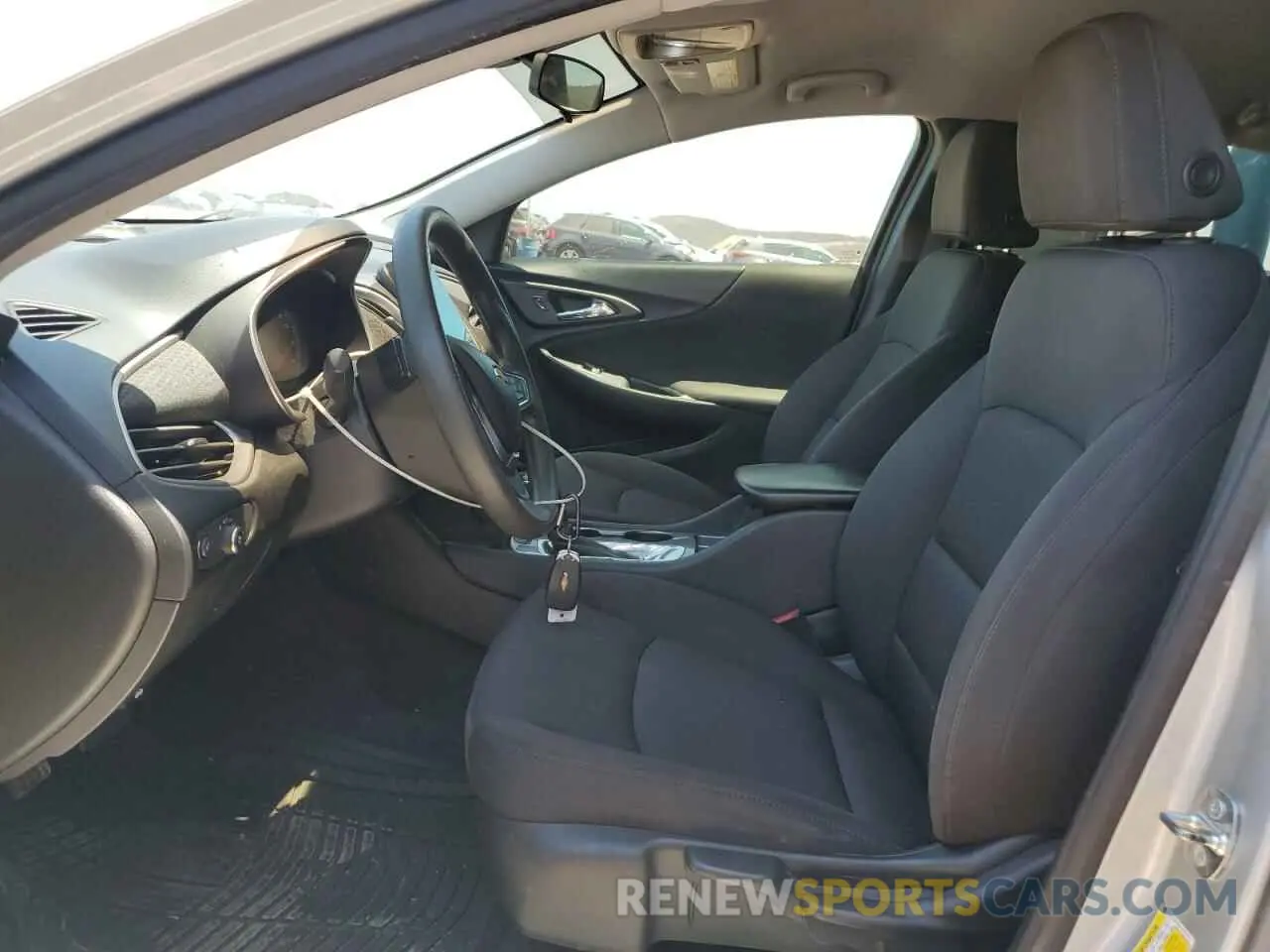 7 Photograph of a damaged car 1G1ZC5ST9LF027761 CHEVROLET MALIBU 2020