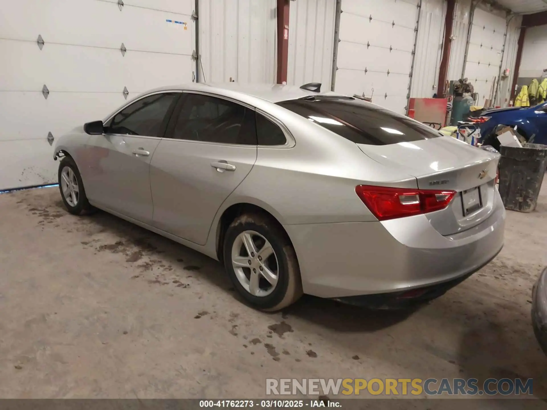 3 Photograph of a damaged car 1G1ZC5STXLF027297 CHEVROLET MALIBU 2020
