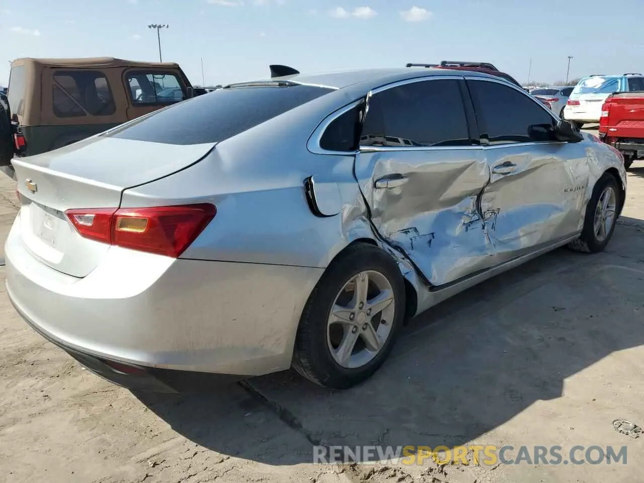 3 Photograph of a damaged car 1G1ZC5STXLF068237 CHEVROLET MALIBU 2020