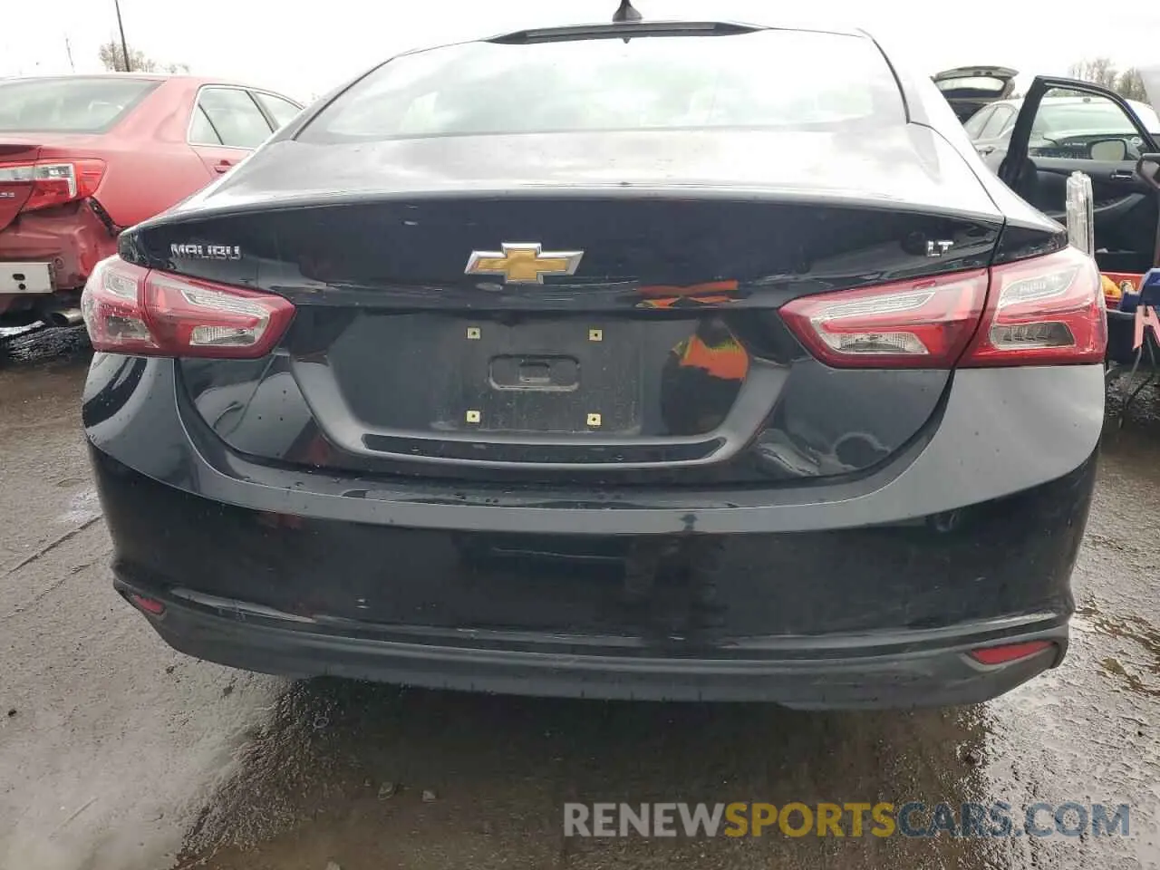 6 Photograph of a damaged car 1G1ZD5ST0LF000185 CHEVROLET MALIBU 2020