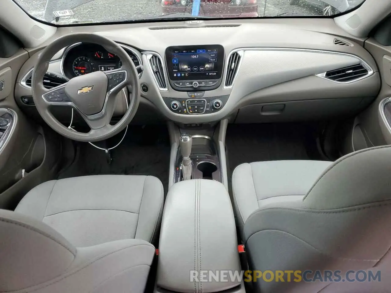 8 Photograph of a damaged car 1G1ZD5ST0LF000185 CHEVROLET MALIBU 2020