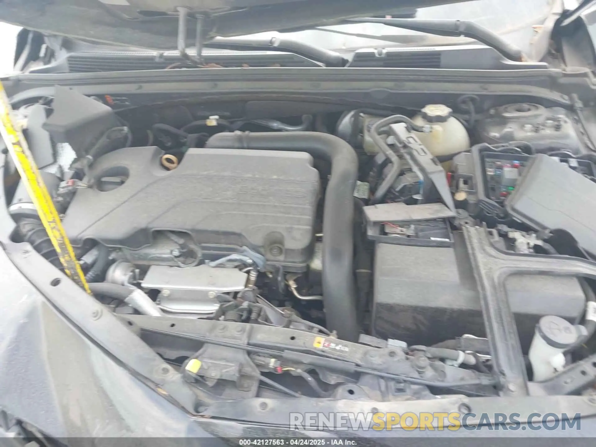 10 Photograph of a damaged car 1G1ZD5ST0LF026155 CHEVROLET MALIBU 2020